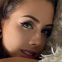 Elise Laurenne Nude