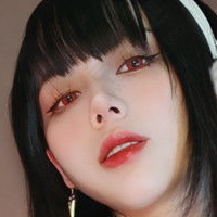 Jiu Yan Nude