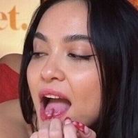 Sthu Nude