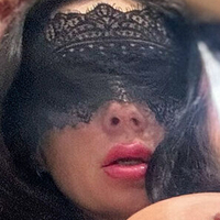 the_queens_boobs_worship Nude