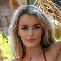 thebalkanbiscuit Nude