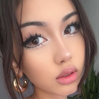xeiyza Nude
